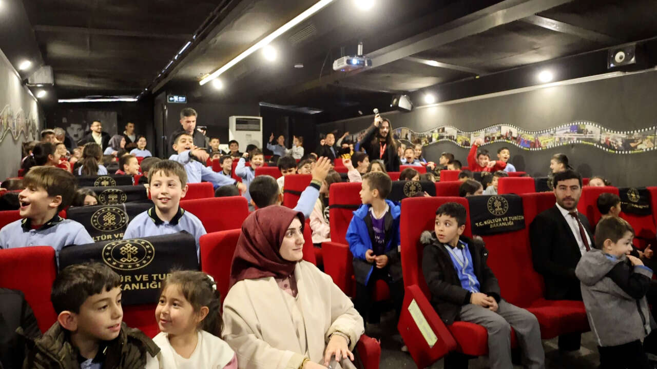 TIR’ın içine giren çocuklar gözlerine inanamadı 6